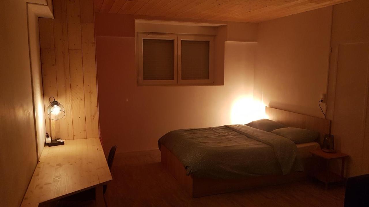 איסוואר Au Parfait, T2 Rdc, Jardin, Calme, Parking, Idealement Place מראה חיצוני תמונה
